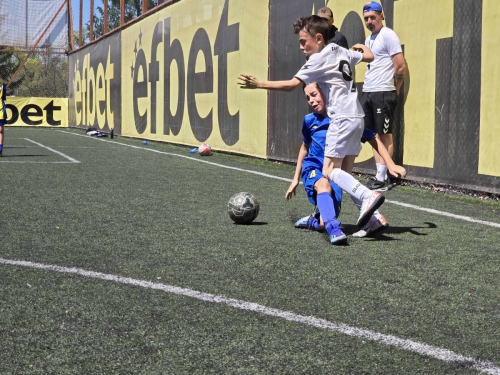 05b8510c-a446-4870-ba8d-270ae5775ca3