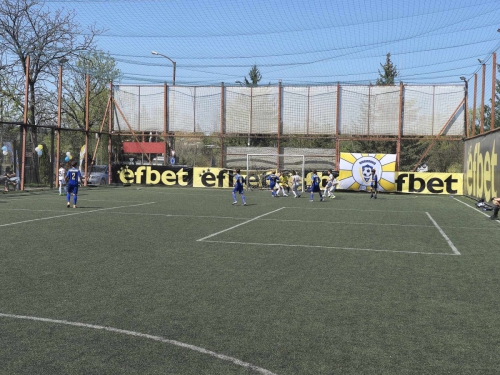 0b92db64-9f3d-49aa-a4de-31d04d5bb794