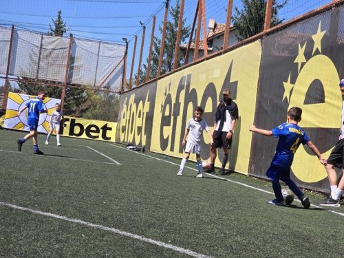 1024caad-6508-4914-83e6-3d3c4ef936d2