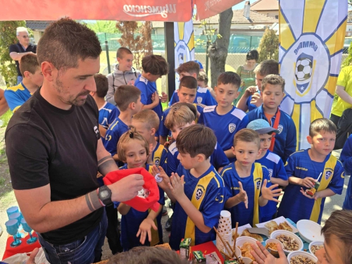 1d6bfc34-24de-4fd4-a49b-678ca0c19d77