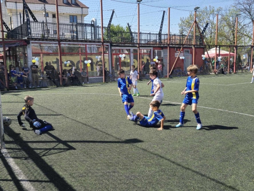 1ddf417f-8daf-4234-a85d-6e6478641eed