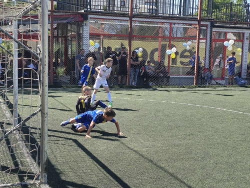 4135294b-4853-436e-8ea3-e08ee314be80