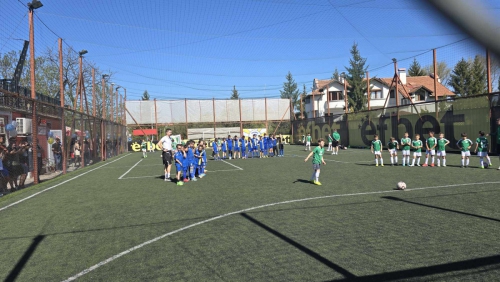 4befdcad-c4b1-4fc3-bfc6-d981821b036e