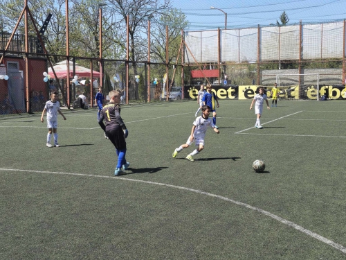 6f4c5b14-bd61-4bc8-8f62-09863b9b8817