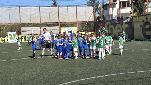 8b170113-b137-4d2d-ab00-3c519d67bb0c