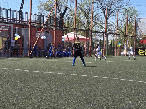 8e40b0df-4551-4c07-b22f-a2dad88ef42e