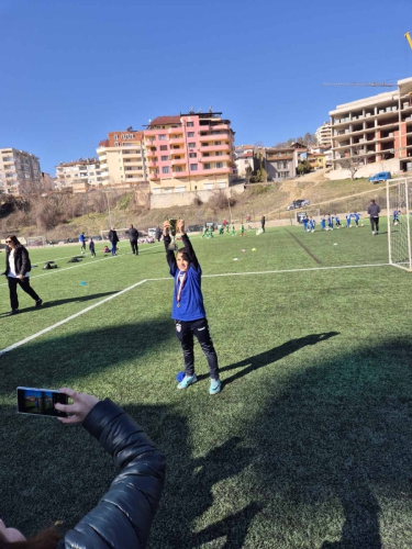 IMG-9b741f3a83556a20e32881411d7037b9-V