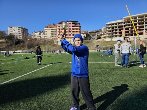 IMG-d122a5be1cb78cbe3a95628b6f034de5-V