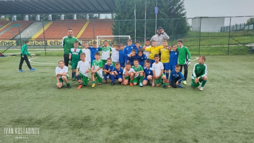 IMG-eeffafd74b0175529d2a809192e29c19-V