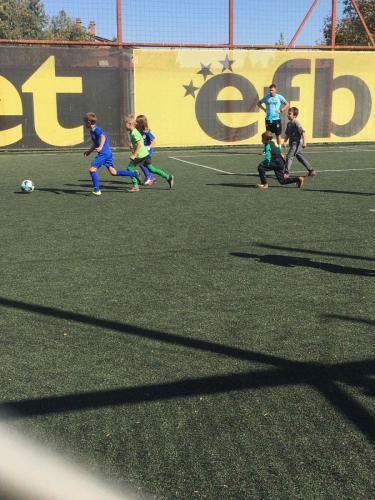 IMG-ef4d8e4d87632843c2a19d5df7981a46-V (1)