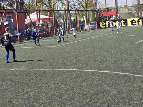 a3a9941c-9bed-40bf-bae4-a861bb2f2cbb