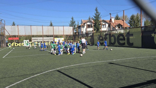 c7b090d3-c383-4ebc-832e-1de192fa3bec