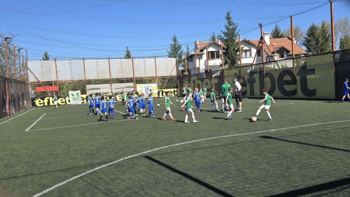 fbd3349f-b49d-43a7-9f25-8a7333a04447-1